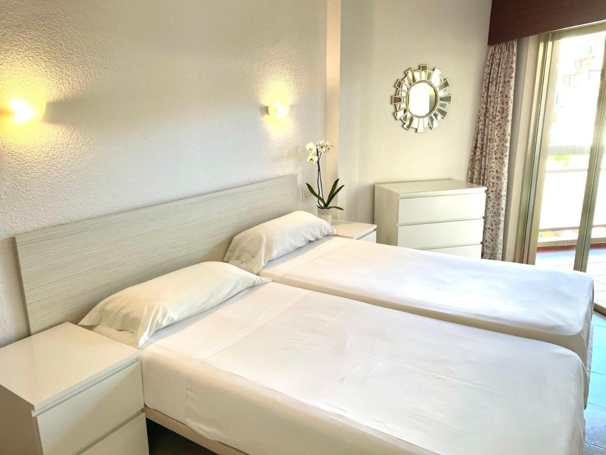 Apartamentos En Alquiler Chinasol 阿尔姆尼卡 外观 照片