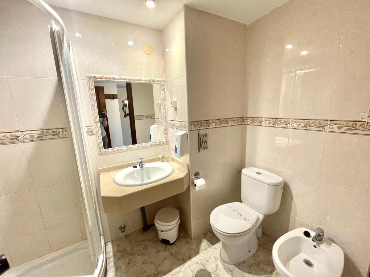 Apartamentos En Alquiler Chinasol 阿尔姆尼卡 外观 照片